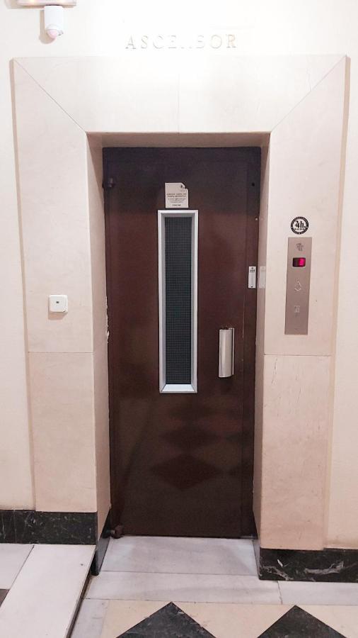 Apartamento en Retiro Apartment Madrid Bagian luar foto